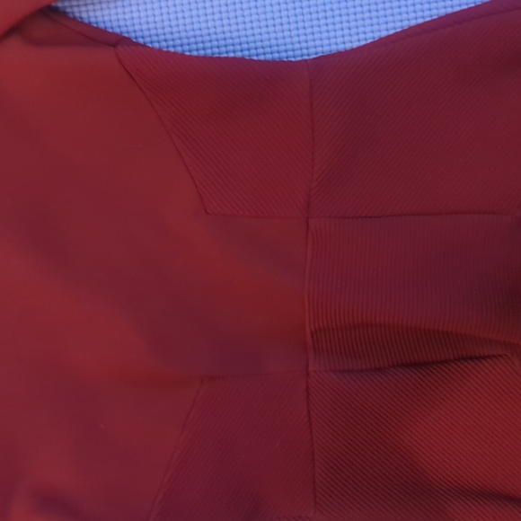 Elegant Burgundy Long-Sleeve Dress - Picture 3 of 4